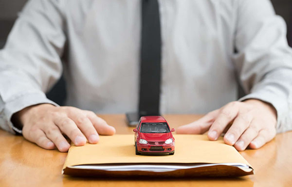 Factors to consider when comparing vehicle insurance plans